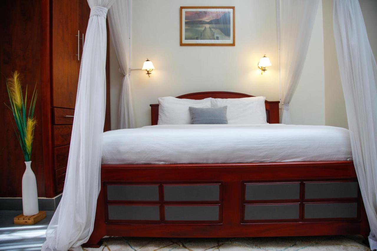 Fred And Winnie Bnb Kampala Exterior foto